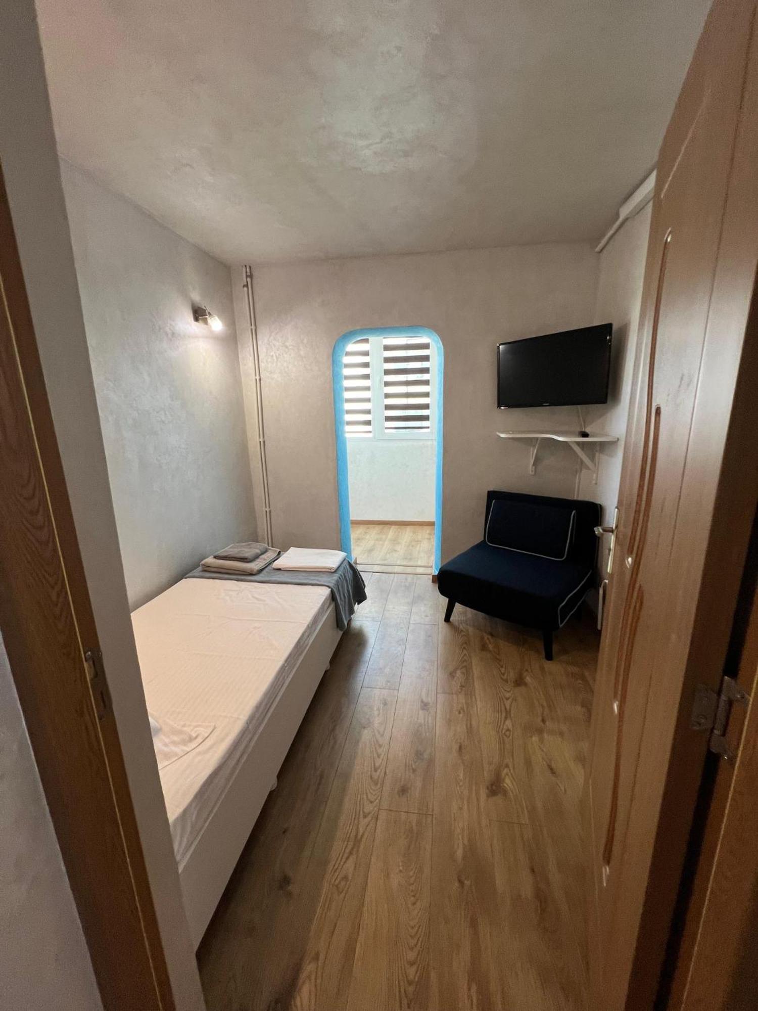 Miva Apartments 曼加利亚 外观 照片